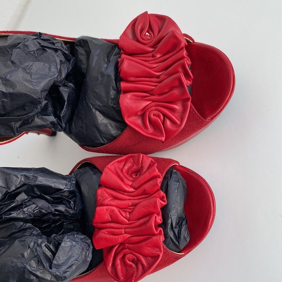 Report Red leather and Suede Studded Slingback Platform Heels - Picture 2 of 10